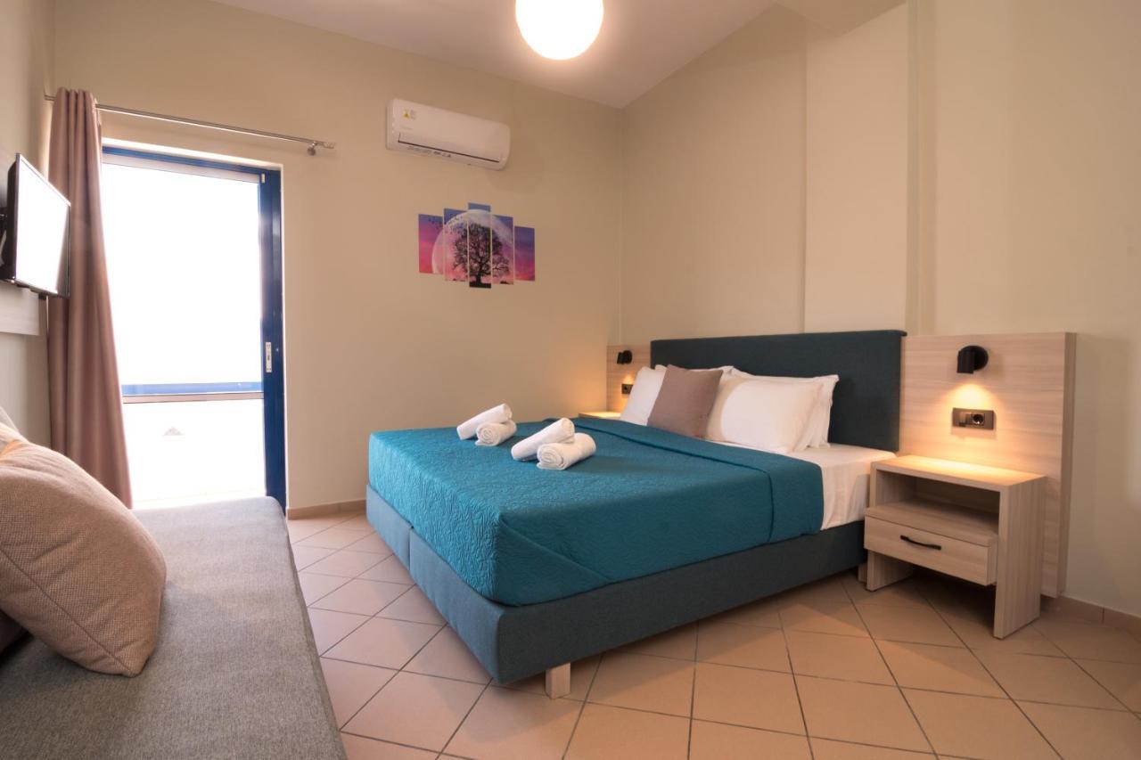 Aparthotel Libyan Sunrise Palaiochora Exterior foto